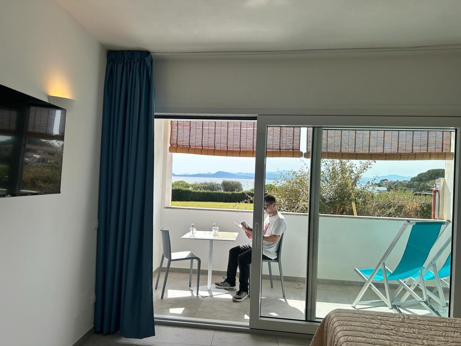 Rooms, Affittacamere Maksim Golfo Aranci Dış mekan fotoğraf