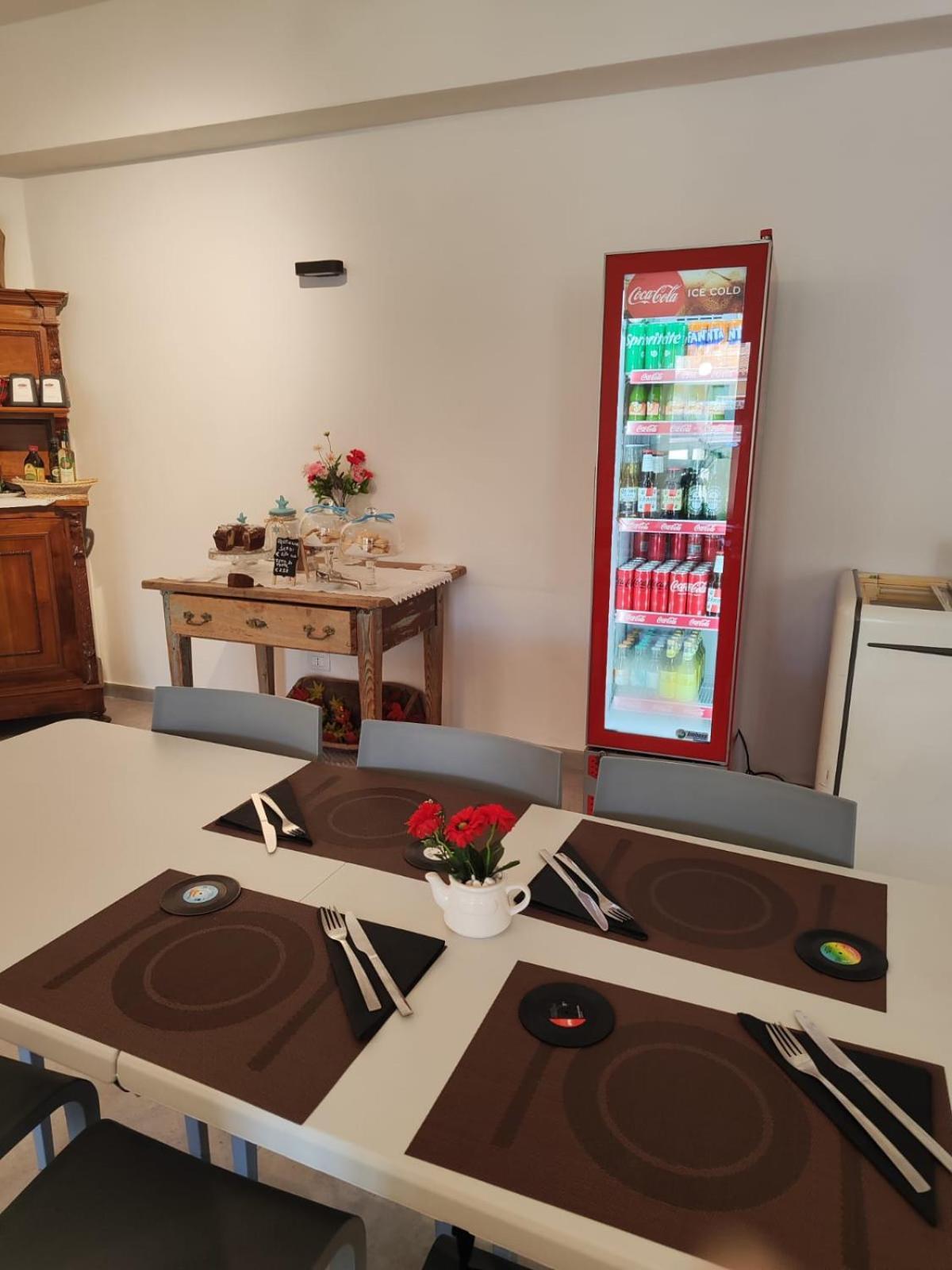Rooms, Affittacamere Maksim Golfo Aranci Dış mekan fotoğraf