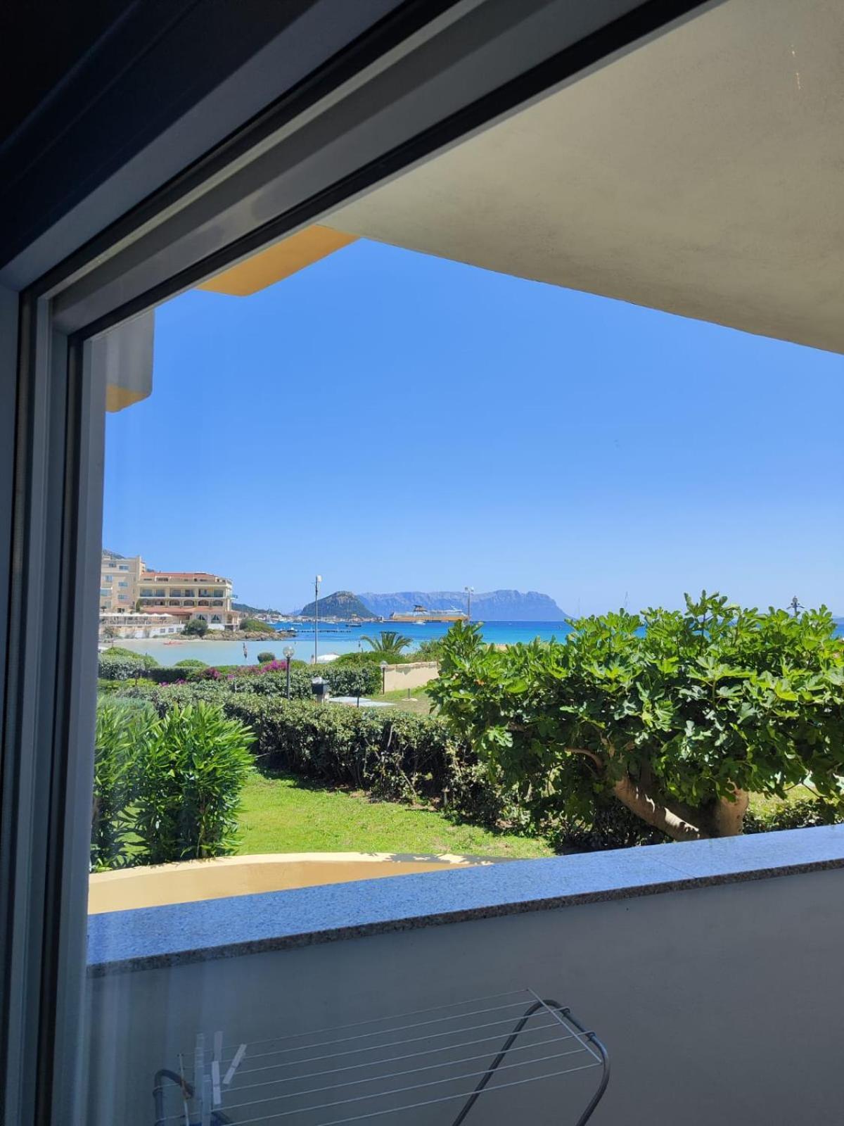 Rooms, Affittacamere Maksim Golfo Aranci Dış mekan fotoğraf
