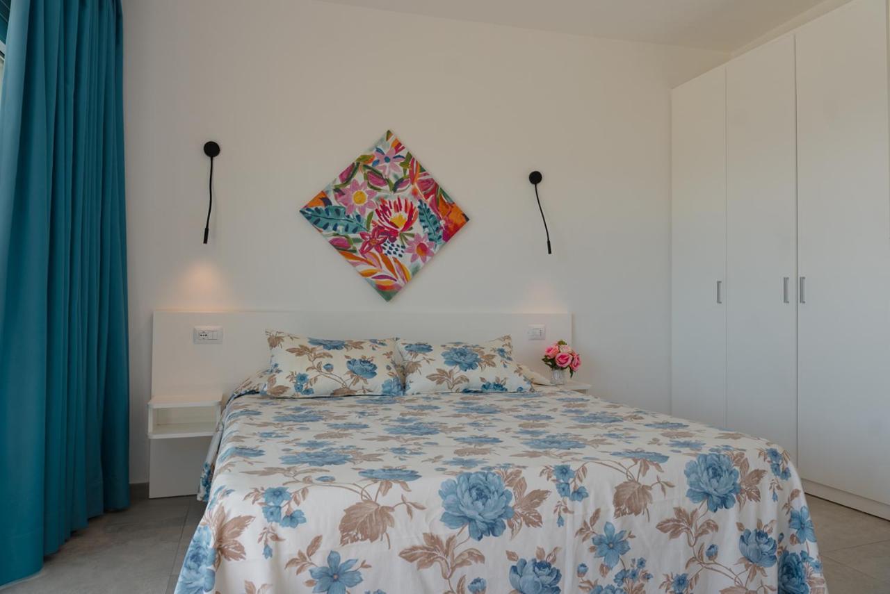 Rooms, Affittacamere Maksim Golfo Aranci Dış mekan fotoğraf