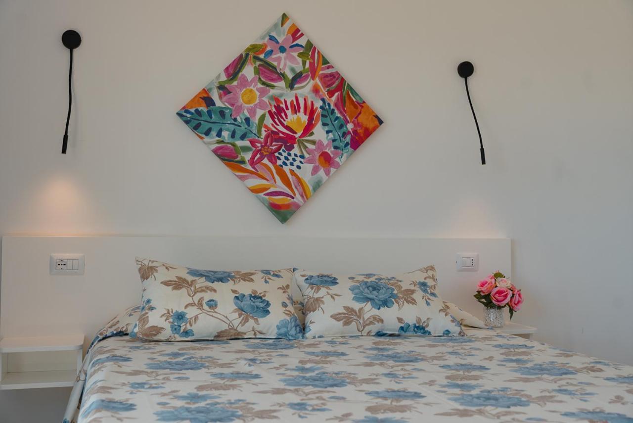 Rooms, Affittacamere Maksim Golfo Aranci Dış mekan fotoğraf