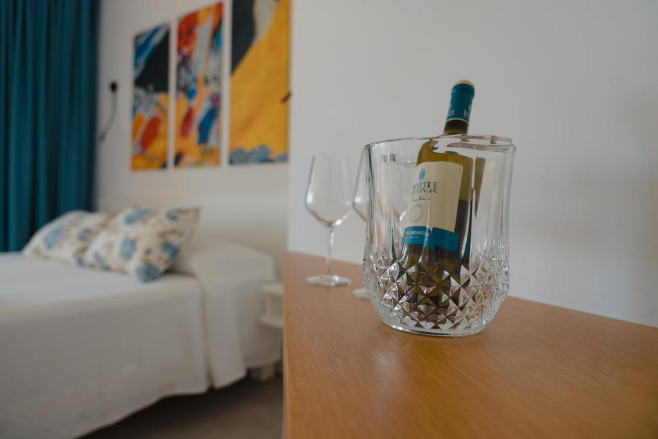 Rooms, Affittacamere Maksim Golfo Aranci Dış mekan fotoğraf